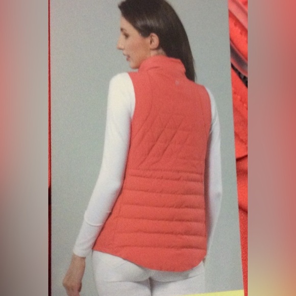 🌹TANGERINE PAPAYA REFLECTIVE PUFFER VEST - Picture 2 of 6